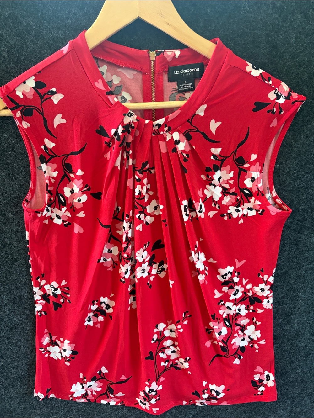 Liz Claiborne Red Floral Pleated Neck Sleeveless Top